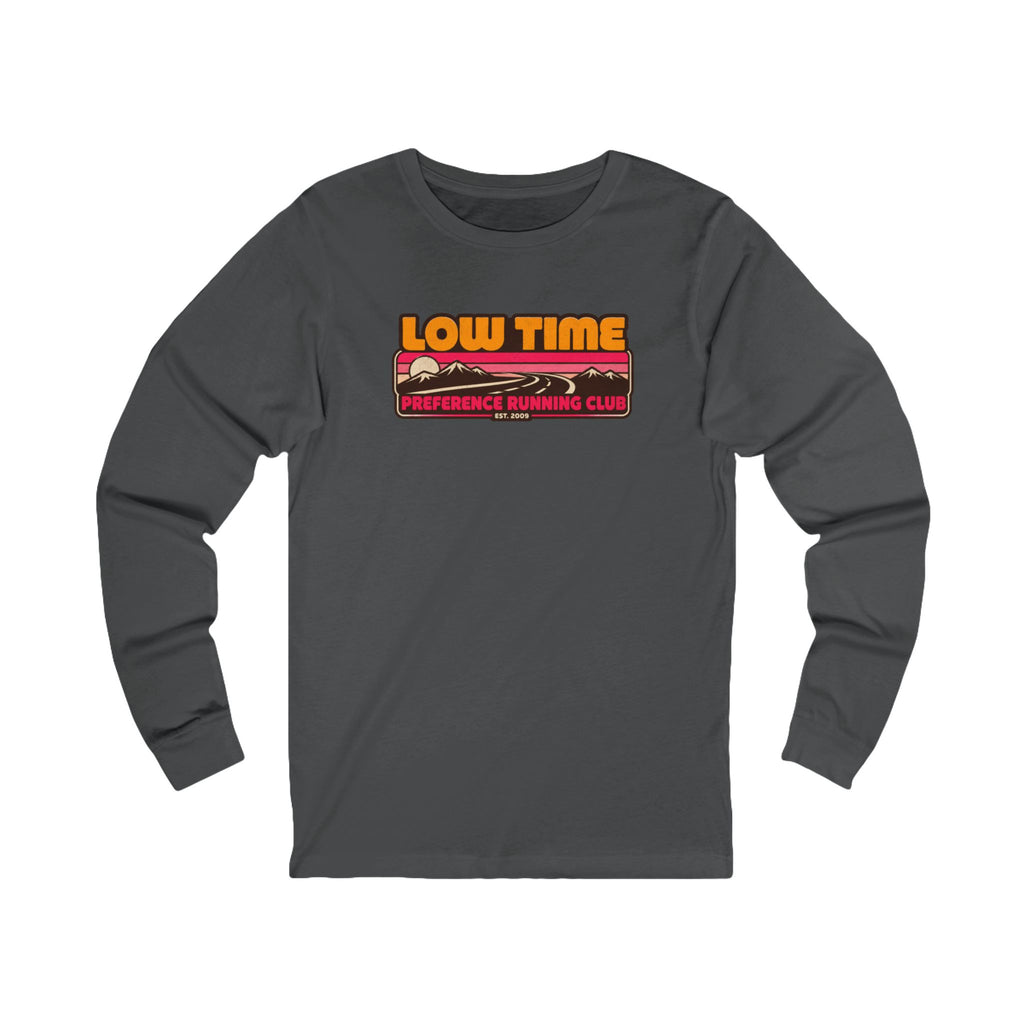 Incognito Low Time Preference Retro Running Club Long Sleeve T-Shirt | Bella Canvas